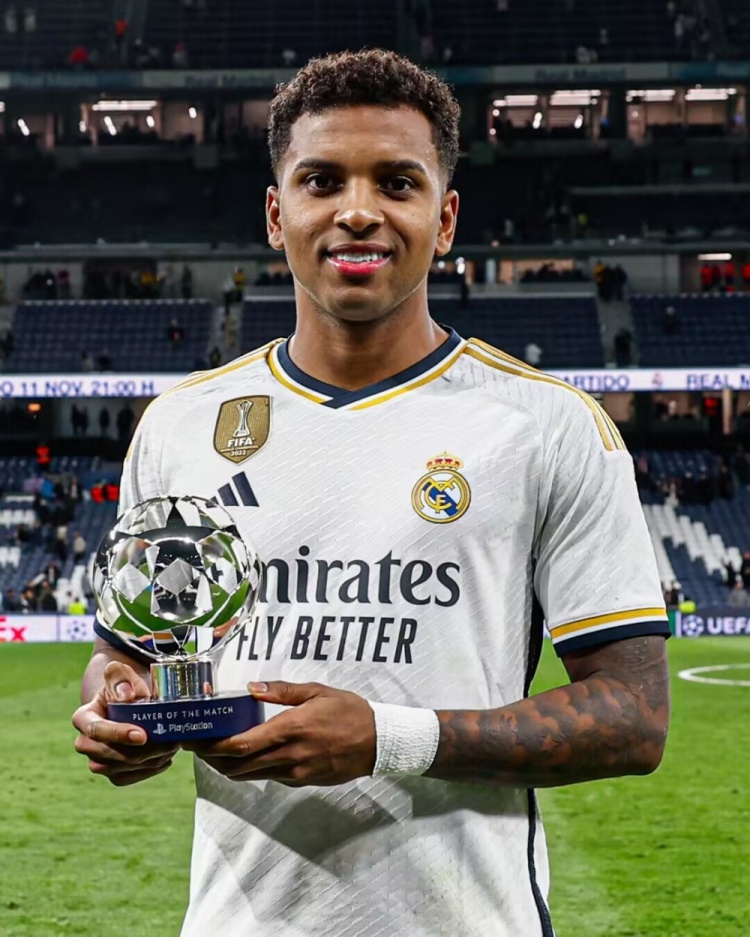 传射建功，欧冠官方：罗德里戈当选皇马vs布拉加全场最佳