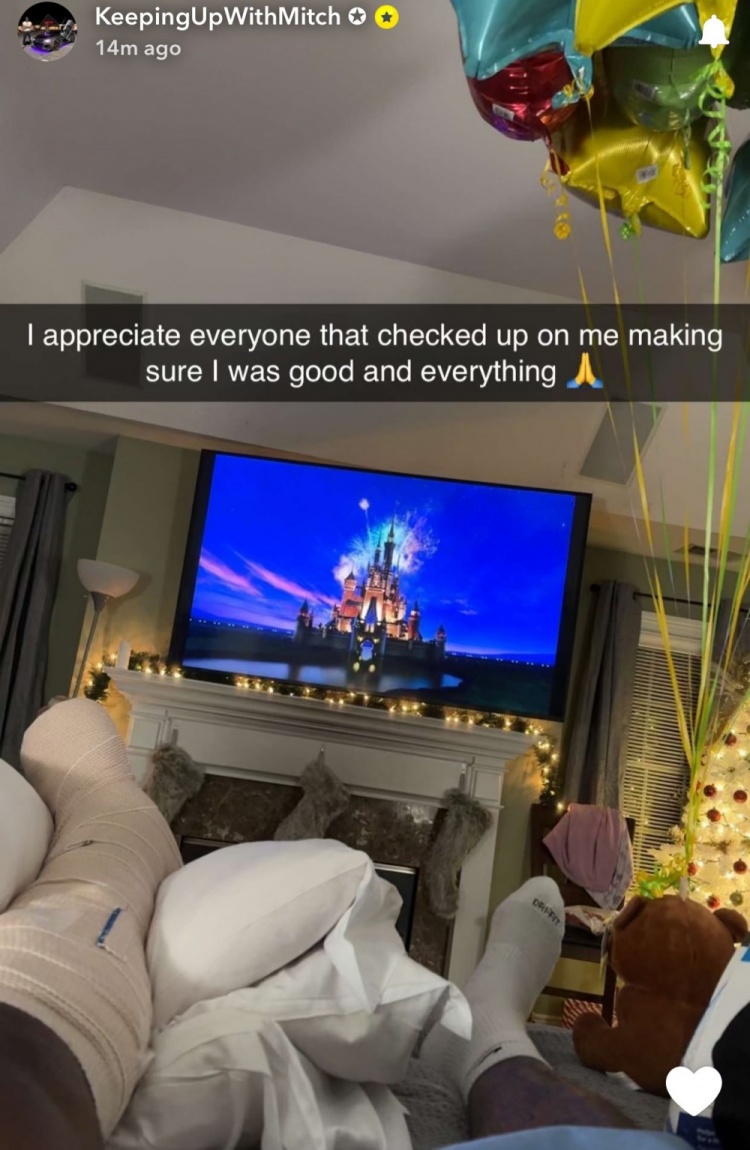 缺阵8-10周！米切尔-罗宾逊术后报平安：感谢每个关心我的人