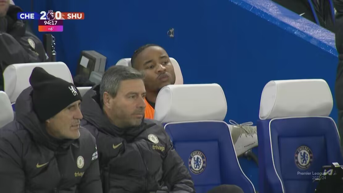 下次一定吗？恩昆库本场坐在替补席，未能迎来英超首秀