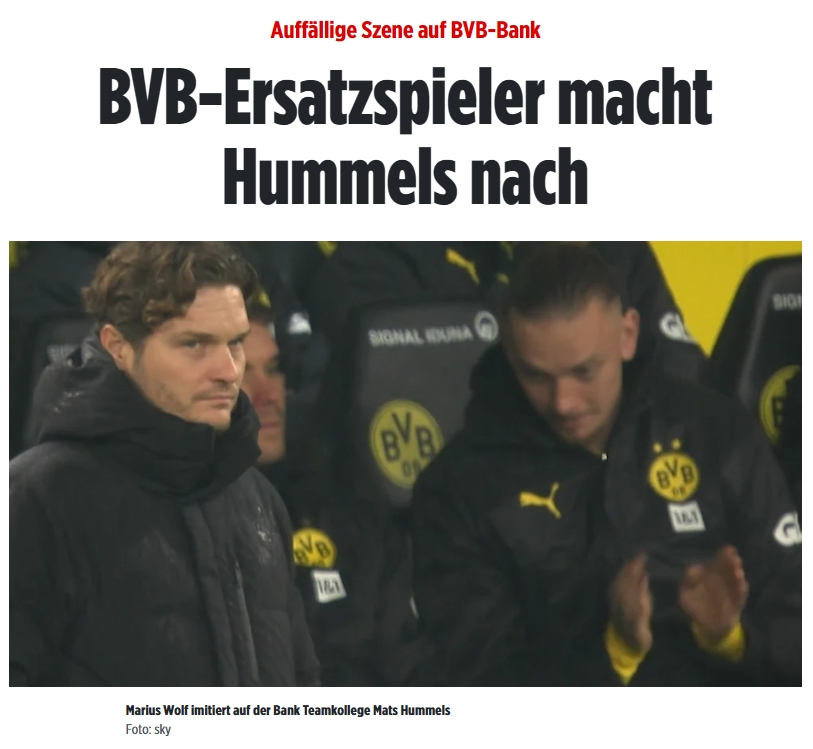 图片报:沃尔夫在替补席模仿胡梅尔斯与裁判争论,聚勒被惹笑