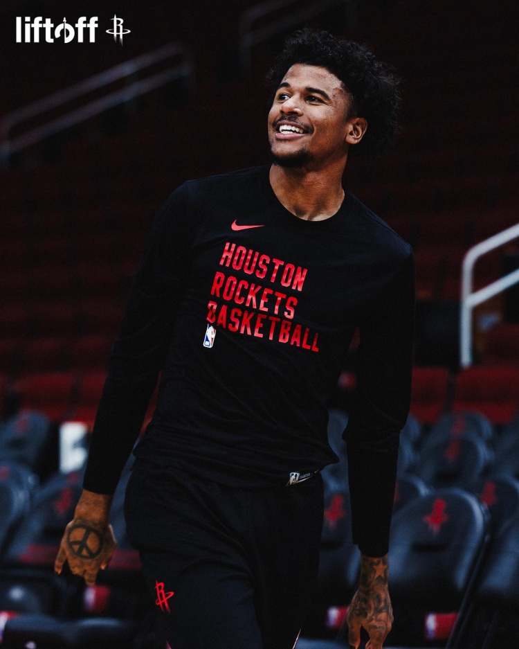 气氛甚好！火箭今日训练照 杰伦&范弗里特&申京等出镜