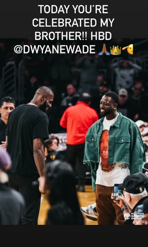 老詹晒与韦德合照：所有人都在为我的兄弟庆贺 生日快乐