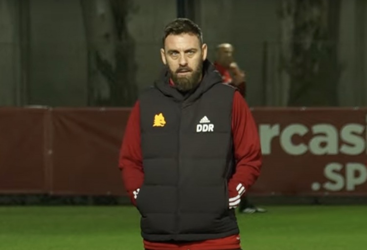 全市场:德罗西在罗马的半年薪水为35万欧,没有任何自动续约选项