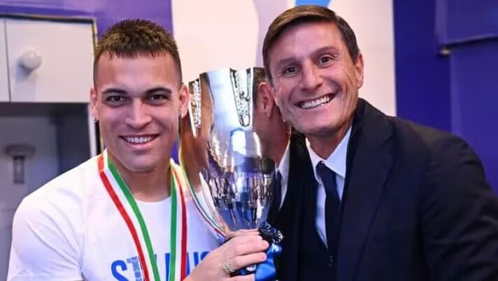 萨内蒂庆祝国米夺冠:让我们继续这样保持下去,用球场表现来说话