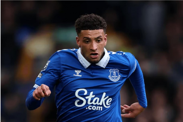 TA:亚特兰大1000万欧报价戈弗雷 ,埃弗顿要价1500万镑