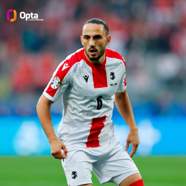 科乔拉什维利主动压迫对抗316次本届欧洲杯最多,对葡萄牙151次