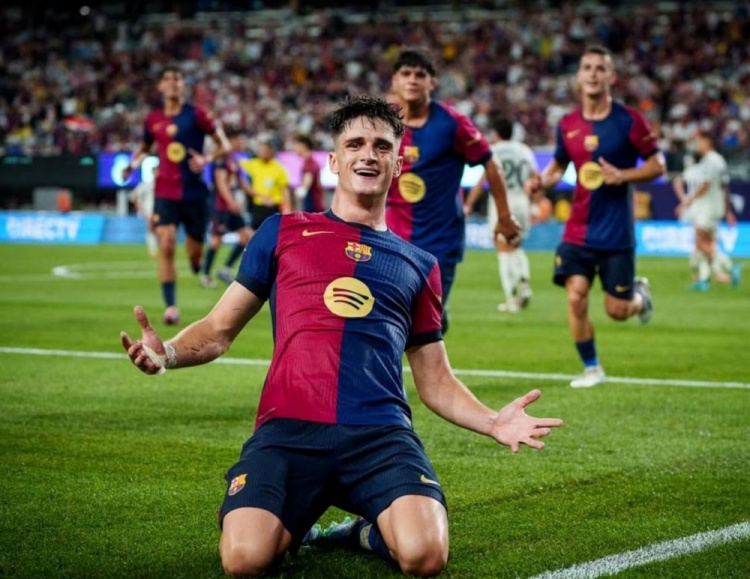 塞尔:维克托季前赛表现出色,预计他会进巴萨一线队