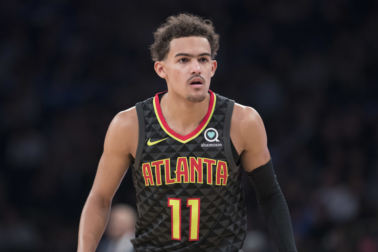 手感冰凉！特雷-杨半场12投仅2中拿到5分4助 三分6中0