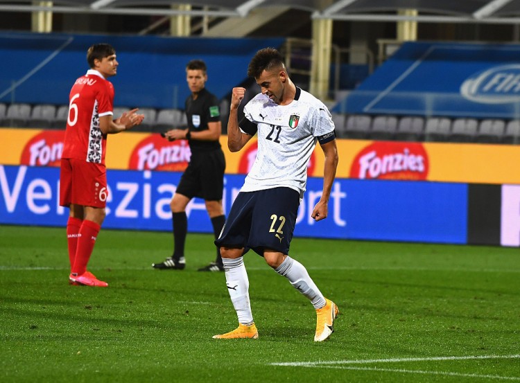 沙拉维作为意大利首发出战瑞士,距上次大赛出场已过去8年零8天