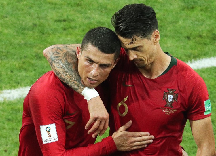 葡萄牙前国脚冯特:C罗的国家队生涯已经结束,要为新球员腾空间