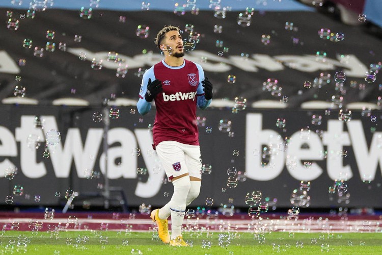 天空记者:本拉赫马即将永久转会里昂,转会费1500万欧