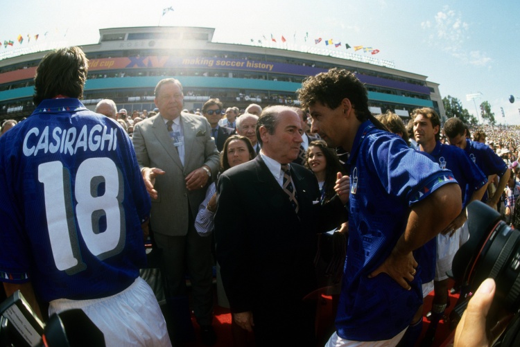 1992年世预赛瑞士曾2-0领先被意大利追平,巴乔破门