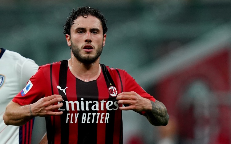 卡拉布里亚:身体健康的奥卡福能给米兰更多帮助 伊布永远是伊布