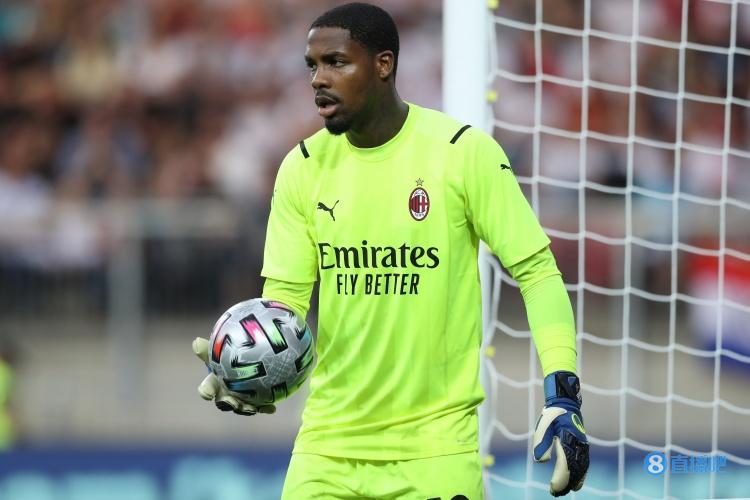 乌迪内斯高层:将努力找出种族歧视迈尼昂的球迷,并终身禁止入场