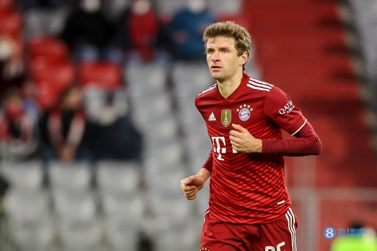 穆勒:我们都在同一条船上 一周三负之后对莱比锡获胜很棒