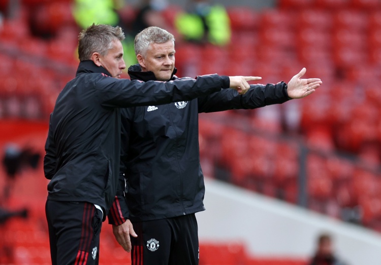 记者:伊普斯维奇大股东飞往英国,尽其所能说服麦肯纳留下