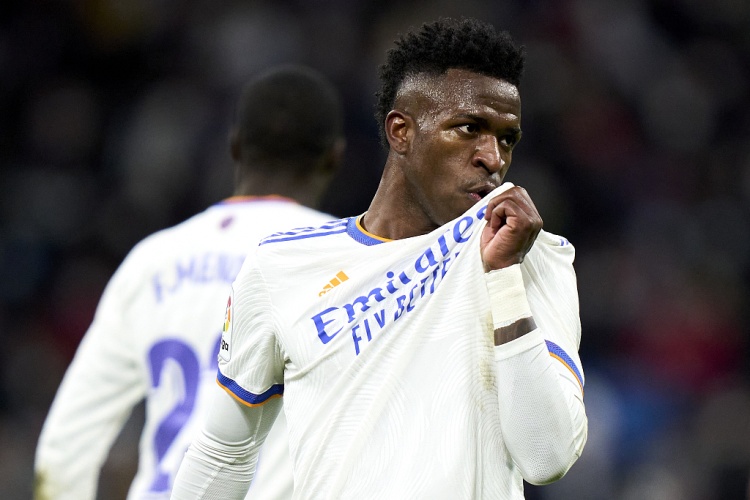 维尼修斯:很高兴赢得自己的第二次欧冠冠军,我爱皇马俱乐部