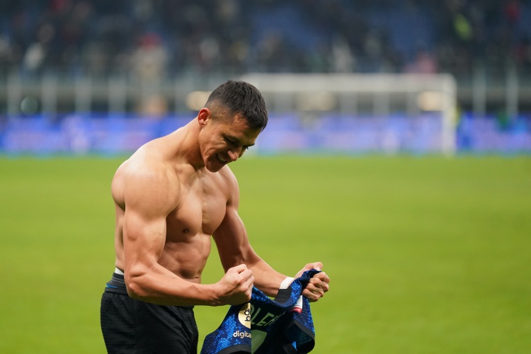 意媒:桑切斯可能回归乌迪内斯效力,后者可以提供200万欧年薪