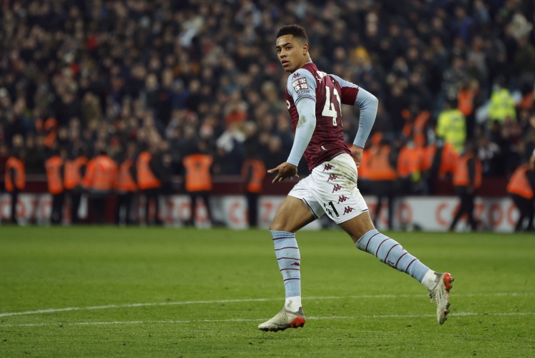 英媒:热刺想签雅各布-拉姆塞,可能以5000万镑向维拉求购他