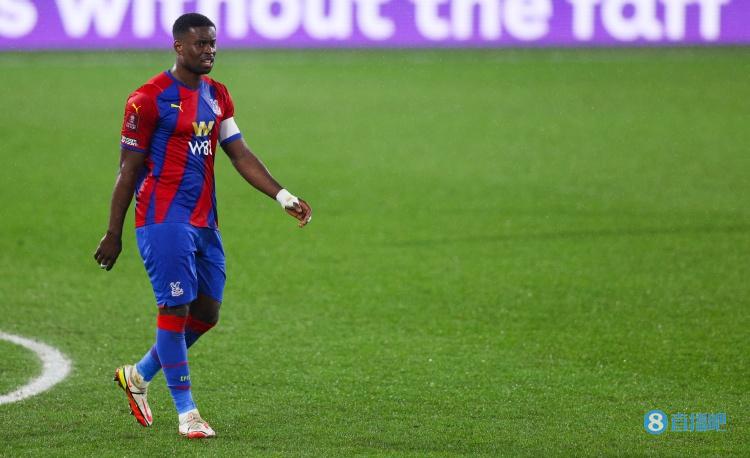 电讯报:利物浦有意引进水晶宫后卫格伊,可能与曼联竞争