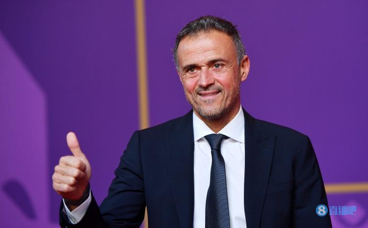 恩里克:巴黎也可以打防反,但邀请我来就是要坚持打攻势足球