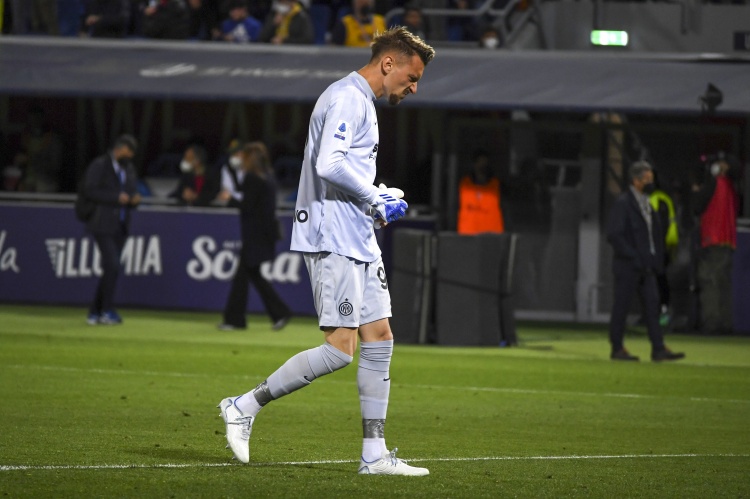 罗马尼亚媒体:国米门将拉杜希望加盟南特 球员的合同明夏到期