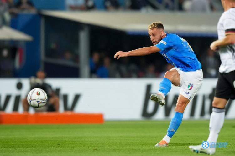 弗拉泰西:上半场丢单刀是想穿裆 克里斯坦特没有碰到穆德里克