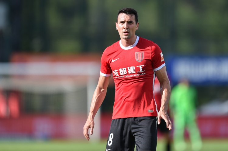 周定洋祝贺帕拉西奥斯:黑娃恭喜回来,太开心看到你进球