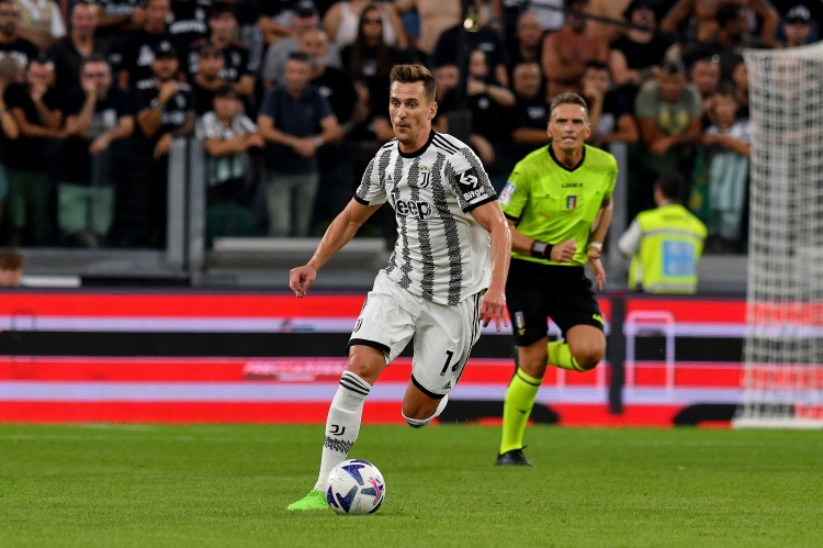 斯基拉:三支非意甲球队询问米利克的信息,球员可能今夏离开尤文