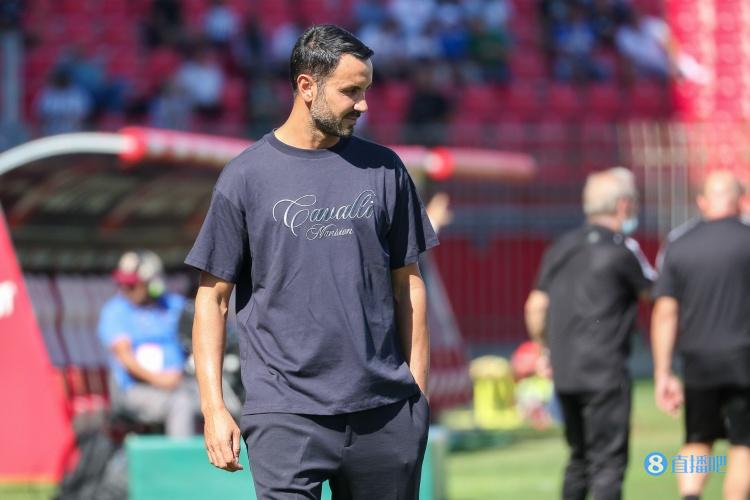 蒙扎主帅:我们本该得到一场平局,但我为球员们的表现感到骄傲