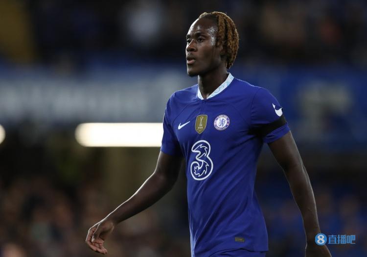 意天空:罗马冬季希望租借一名中卫,有意戴尔&基维奥尔&查洛巴