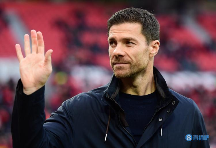 药厂体育主管:我相信阿隆索会留队,球队明年会有非常好的前景