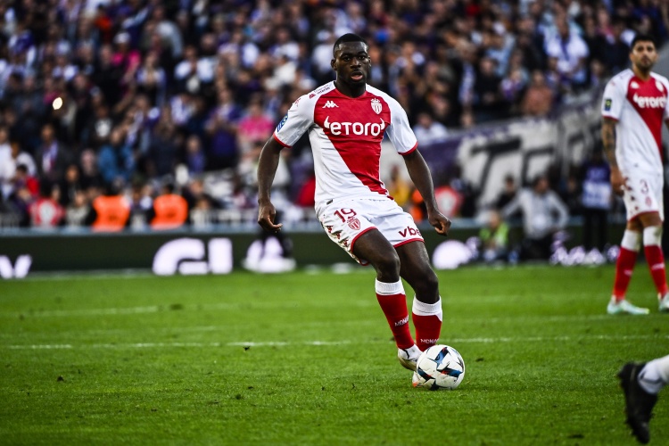 隆戈:米兰再次就福法纳的转会接触摩纳哥,试图修复两队的裂痕