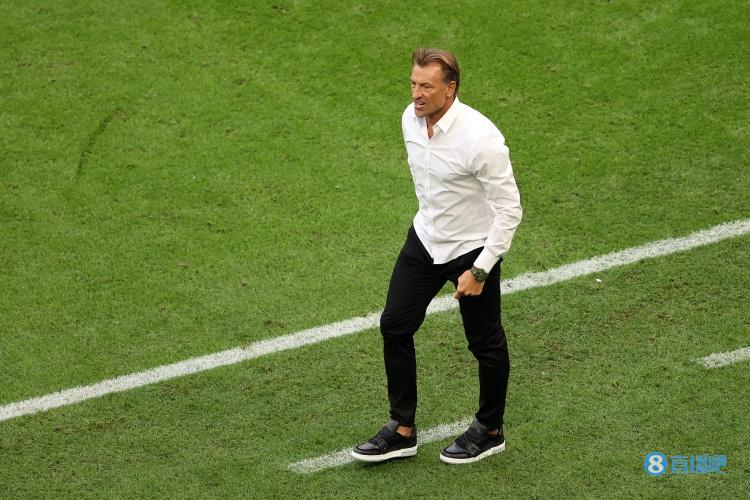 队报:经过思考后,法国足协决定拒绝科特迪瓦租借法国女足主帅