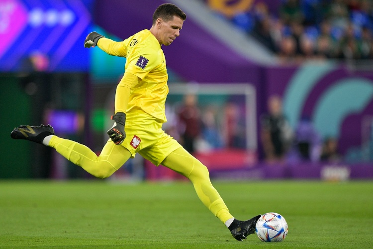 米体:什琴斯尼不想去沙特,他可能会愿意去美国踢球