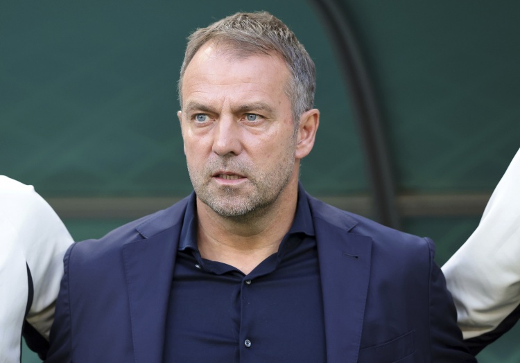 阿斯报:弗里克对巴萨阵容感到满意,球队今夏不会有很多引援