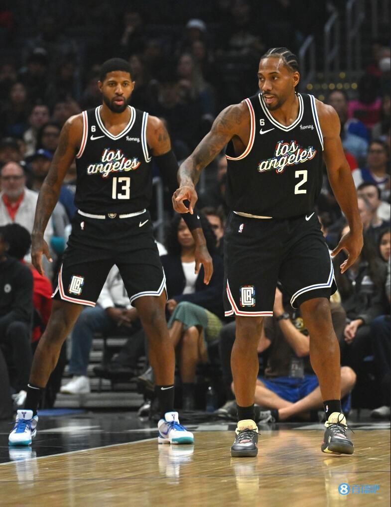 ❓哪不对了！赛季前五场卡椒联手出场净胜95分 近四场净负23分