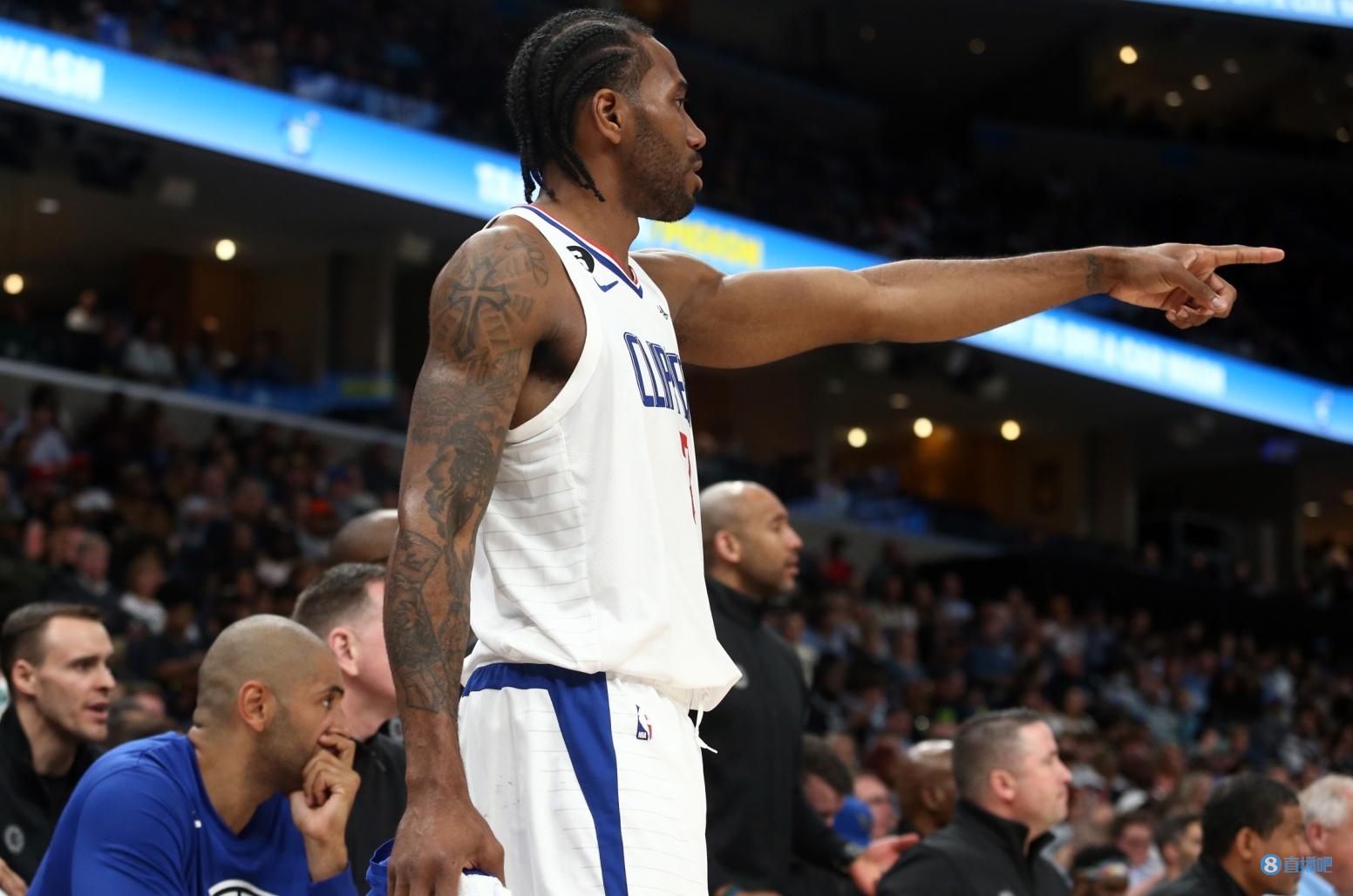 手起刀落！莱昂纳德达成生涯1000记三分里程碑