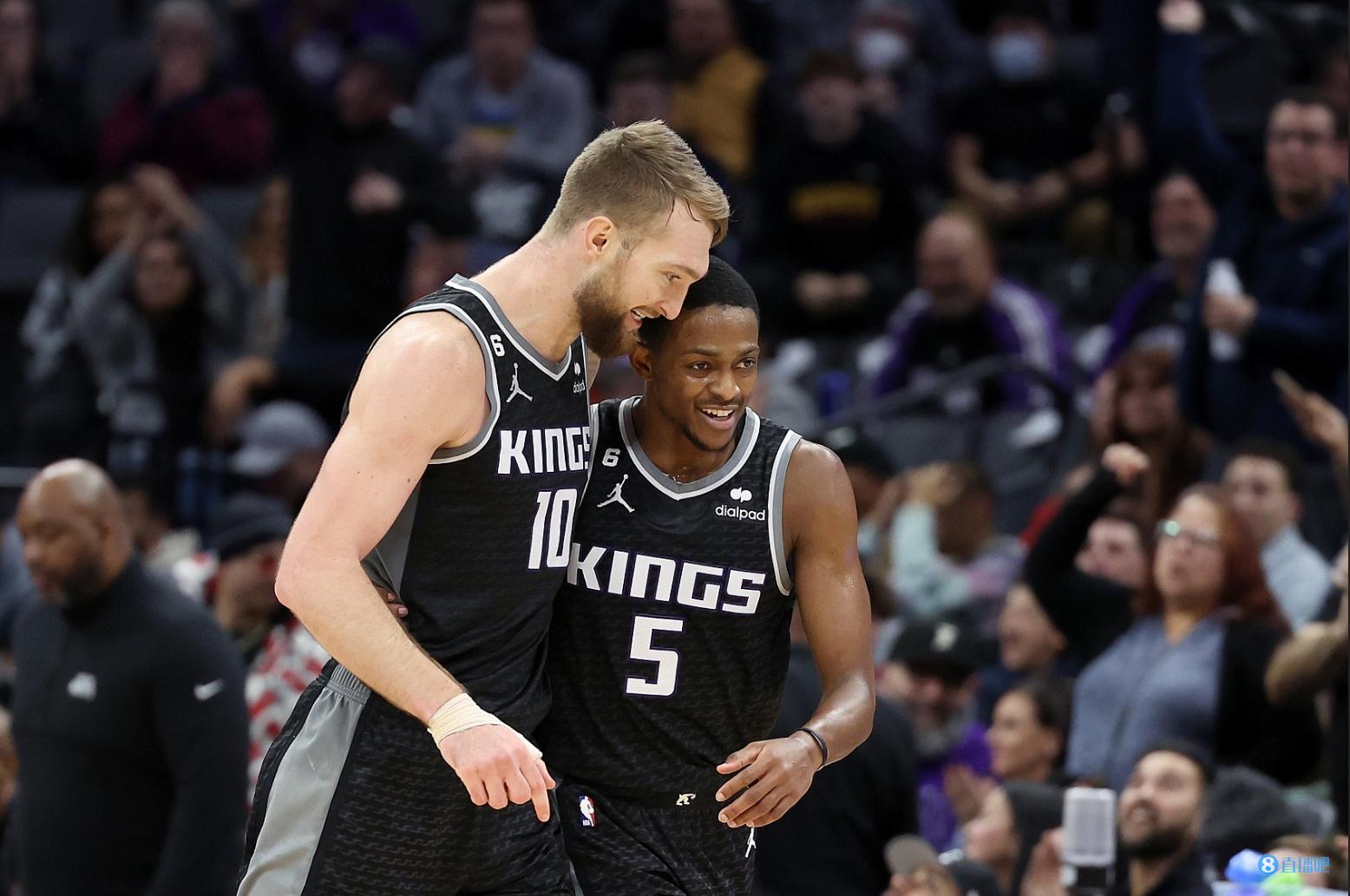 福克斯:小萨不在全明星第一轮票选名单上没有道理