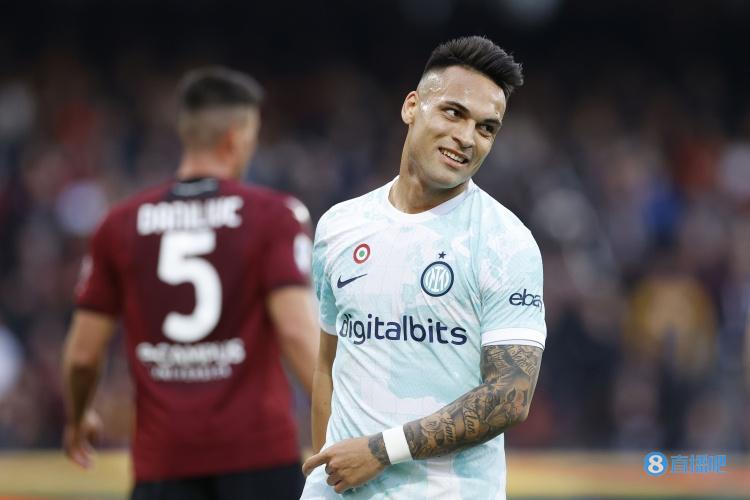 罗体:国米不满劳塔罗的经纪人公开谈论续约 谈判延长与金钱无关