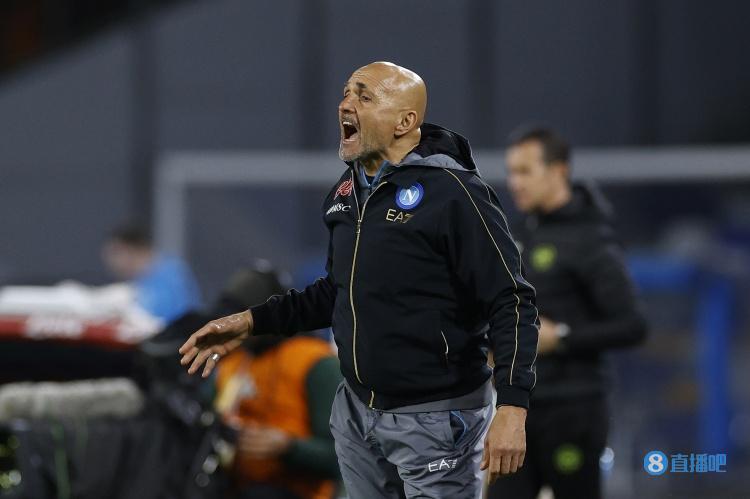 意大利足协官方:斯帕莱蒂获得2022-23赛季金板凳奖