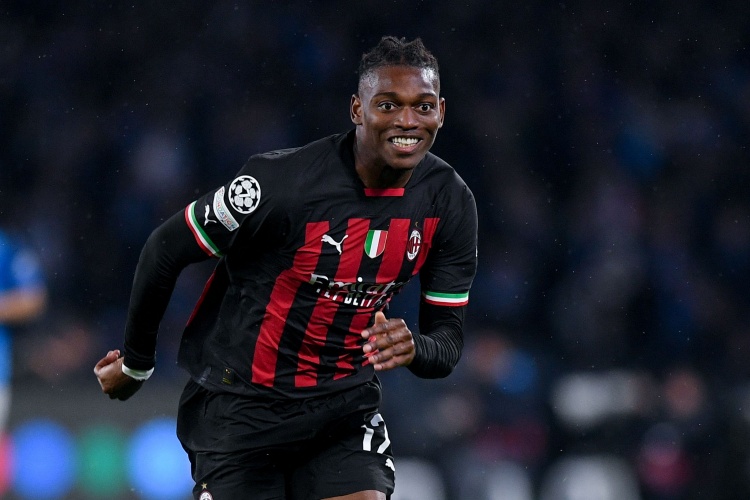 莱奥在2024年打进8球助攻6次,是直接参与进球数最多的意甲球员