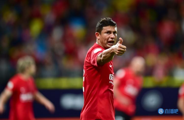 记者：艾克森赛季结束后直接回巴西休假，对无缘亚洲杯有思想准备