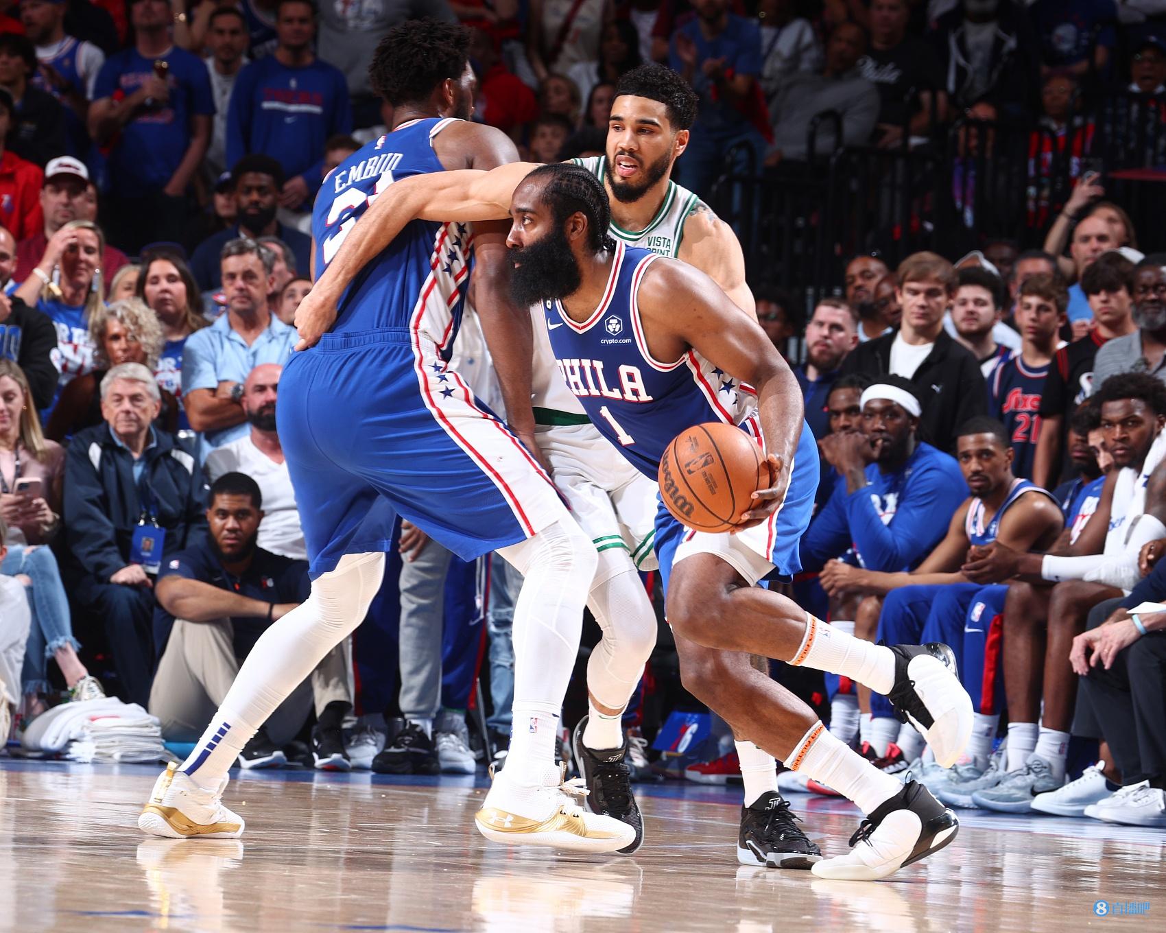 贝弗利:哈登是打挡拆最好的球员 但上赛季球应该给恩比德