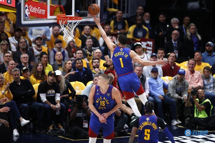 小波特:今天我努力不给对手的射手空间 尽力干扰他们的投篮