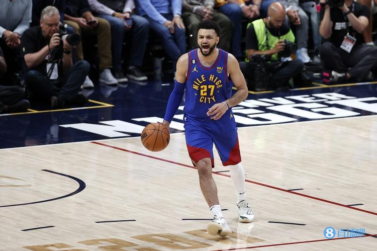 真的强！穆雷半场9投6中拿下18分 次节7中6独揽16分！