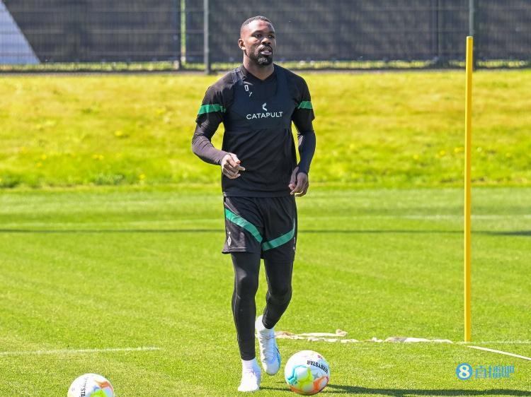 小图拉姆谈阿切尔比被国家队遣返:被控种族歧视,回去辩护很正常