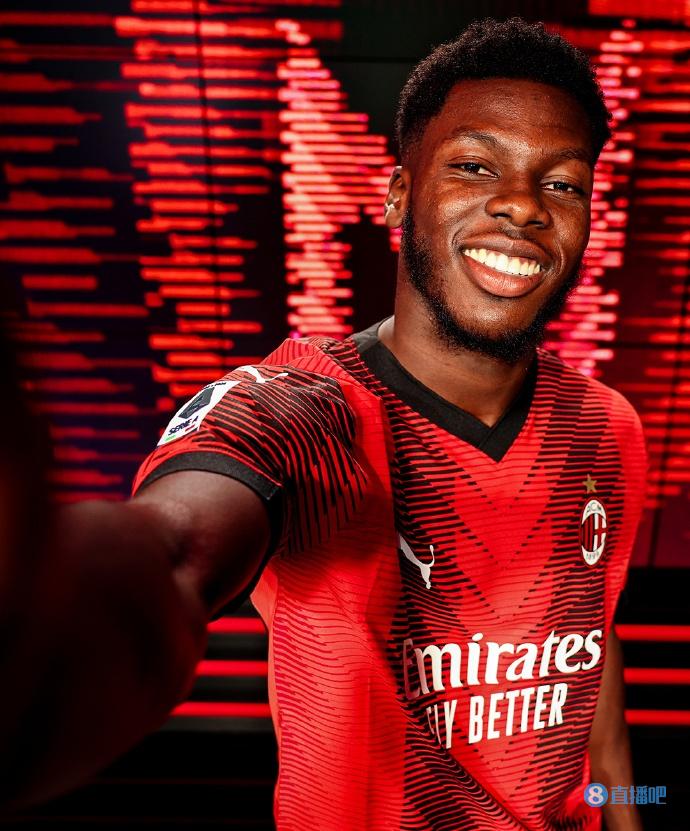 穆萨:我对圣西罗主场的气氛感到吃惊,球迷们对我们帮助很大