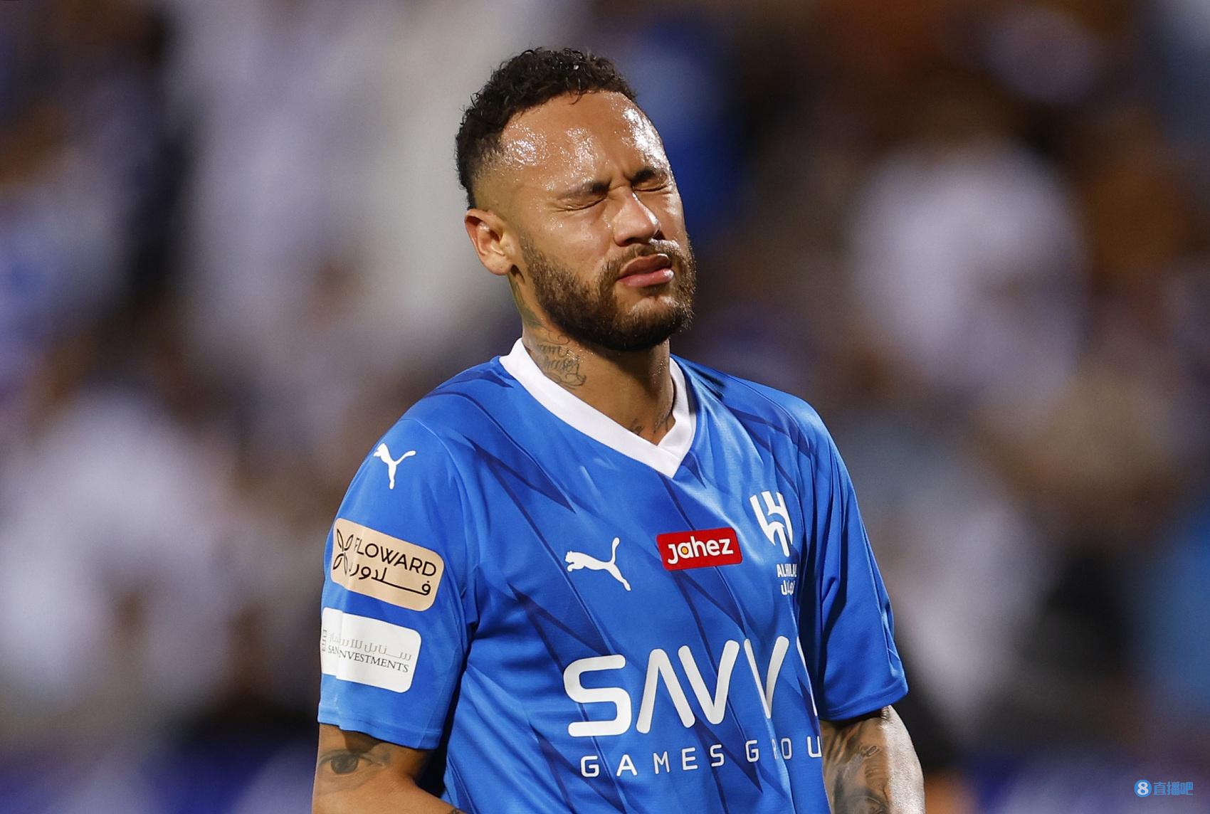 自媒体称巴黎因身体原因出售内马尔，球员本人评论否认