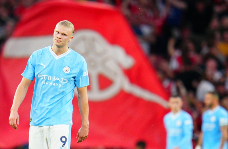 哈兰德:瓜迪奥拉每天都要求很多,我爱死他了